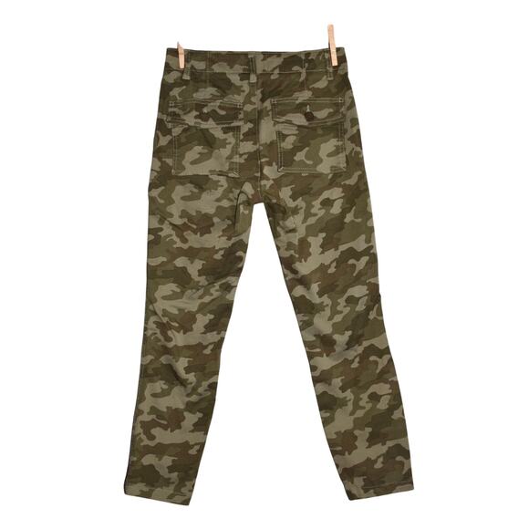 CASLON NEW $79 Crop Utility‎ Pant in Olive Lichen Camo Print Size 0P - Picture 3 of 4